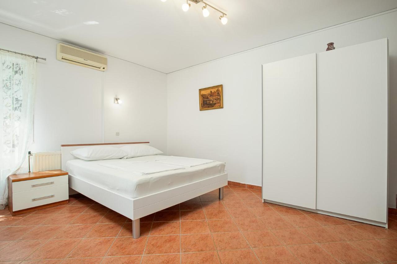 Haus Eva Apartment Novigrad  Exterior photo