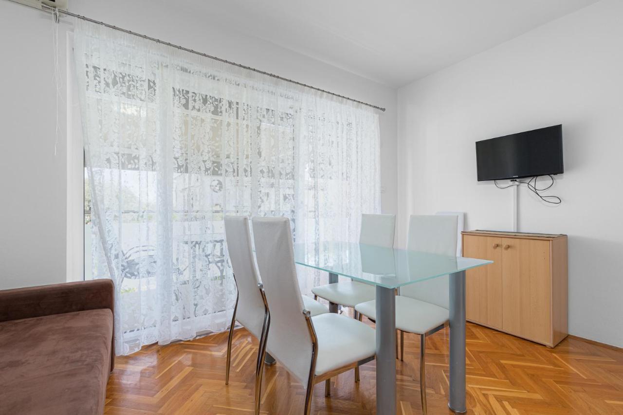 Haus Eva Apartment Novigrad  Exterior photo