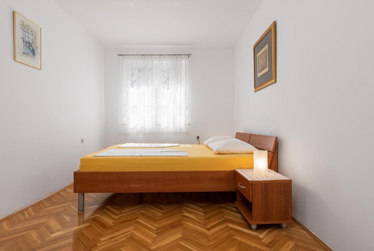 Haus Eva Apartment Novigrad  Exterior photo