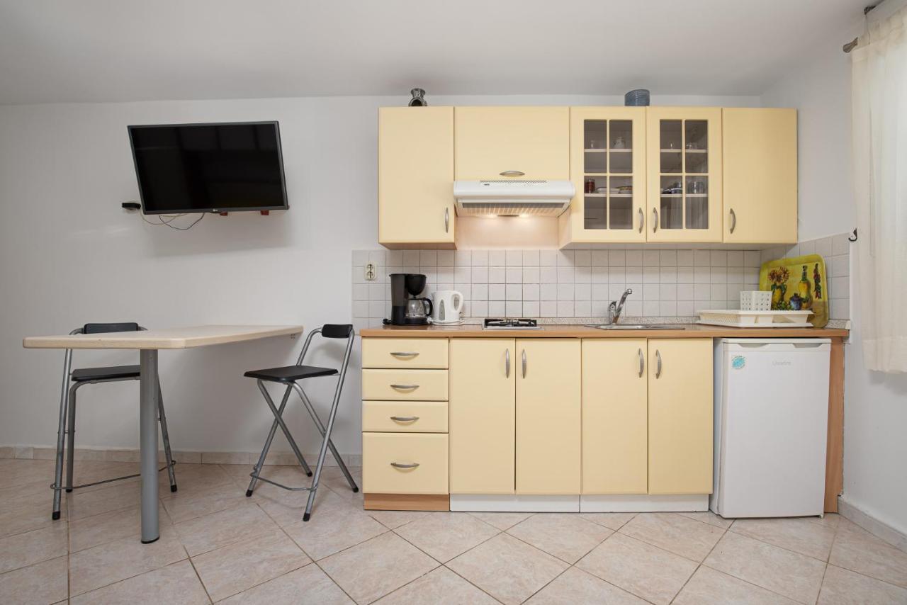 Haus Eva Apartment Novigrad  Exterior photo